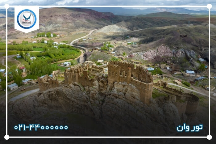 تور وان